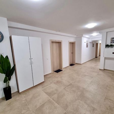 Best Family Apartments & Private Parking Sofya Dış mekan fotoğraf