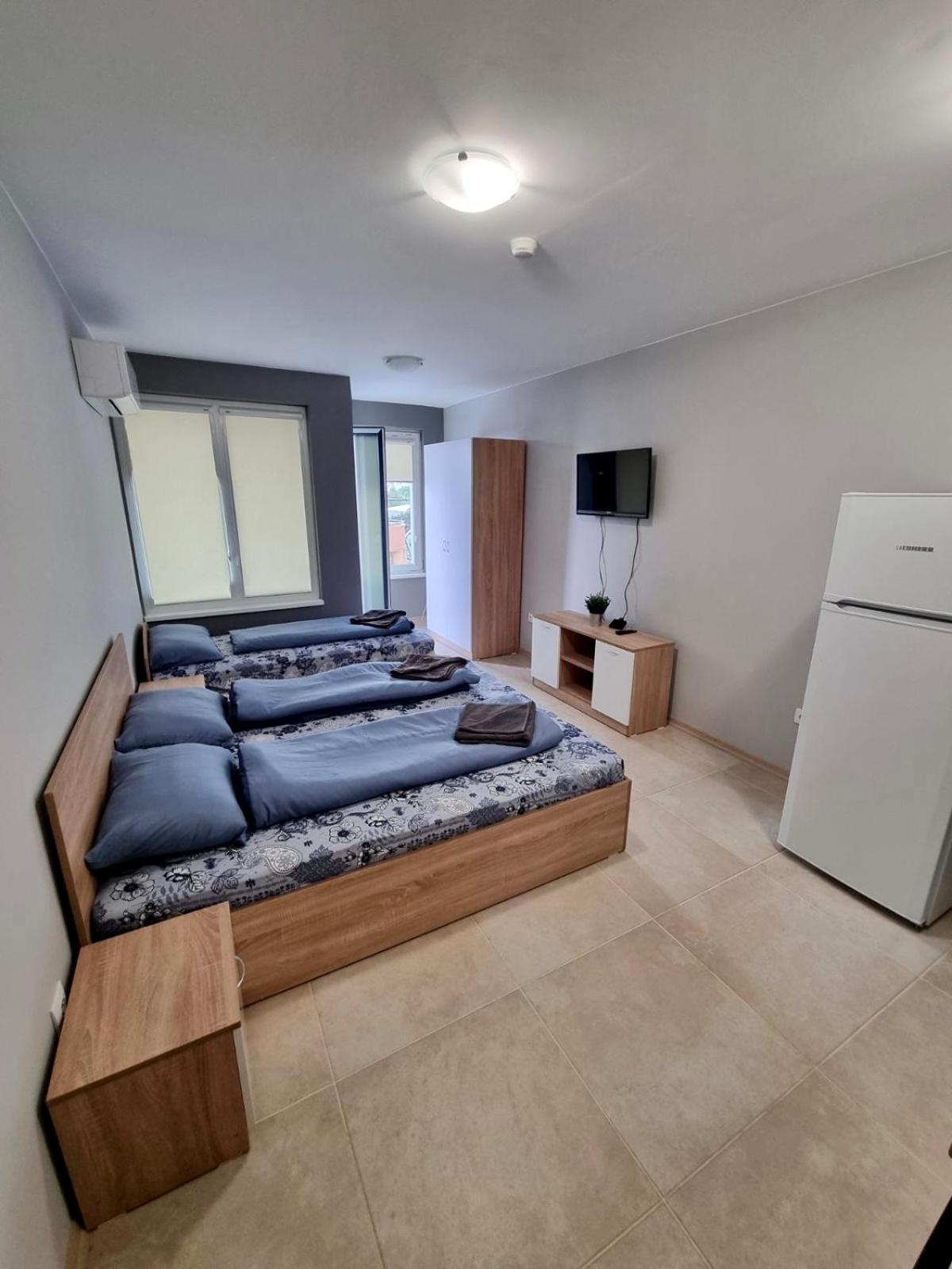 Best Family Apartments & Private Parking Sofya Dış mekan fotoğraf